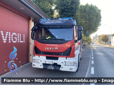 Iveco EuroCargo 140E25 IV serie
Vigili del Fuoco
Comando Provinciale di Pavia
Distaccamento Volontario di Garlasco
AutoPompaSerbatoio  
Allestimento Fortini
VF 29235
