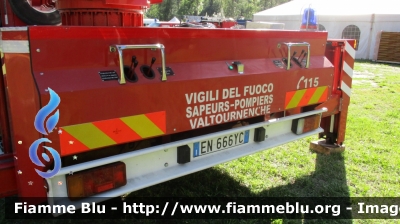 Iveco 190-26
Vigili del Fuoco
Comando Provinciale di Aosta
Distaccamento Volontario di Valtournenche
AutoScala allestimento Camiva-Baribbi
Ex VF 17314
Parole chiave: Iveco 190-26 VF17314