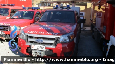 Ford Ranger VII serie
Vigili del Fuoco
Comando Provinciale di Pavia
Nucleo USAR
VF25983
Parole chiave: Ford Ranger_VIIserie VF25983 Santa_Barbara_2018