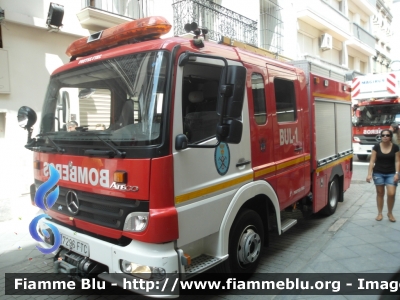 Mercedes-Benz Atego II serie
España - Spagna
Bomberos de Sivilla
AutoPompaSerbatoio allestimento Protec-Fire
Parole chiave: Mercedes-Benz Atego_IIserie