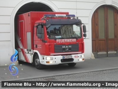 Man TGL 8.220 I serie
Österreich - Austria
Berufsfeuerwehr der Stadt Wien
Vigili del fuoco permanenti di Vienna
ATF -Carro Aria-
Allestimento Rosenbauer
W2400FW
Parole chiave: Man TGL_8.220_Iserie