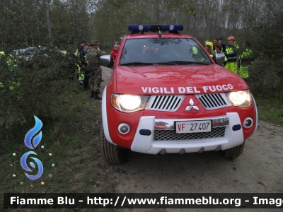 Mitsubishi L200 IV serie
Vigili del Fuoco
Comando Provinciale di Pavia
Distaccamento volontario di Mede (PV)
VF 27407
