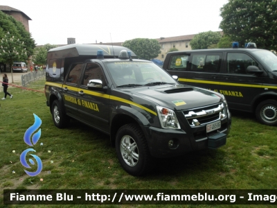 Isuzu D-Max I serie
Guardia di Finanza
Soccorso Alpino
GdiF 465 BG
Parole chiave: Isuzu D-Max_Iserie GdiF465BG