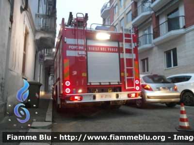 Iveco EuroCargo 150E25 III serie
Vigili del Fuoco
Comando Provinciale di Pavia
Distaccamento volontario di Mortara (PV)
Autopompa Serbatoio allestimento Fortini
VF 27114
