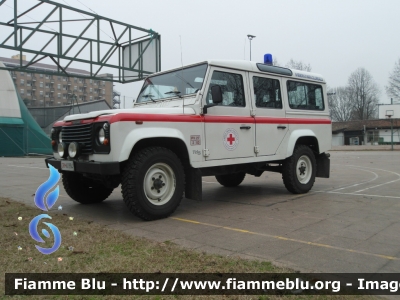 Land Rover Defender 110
Croce Rossa Italiana
Comitato Provinciale di Pavia
CRI A 1994
