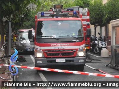 Mitsubishi Canter II serie
Vigili del Fuoco
Comando Provinciale di Savona
Distaccamento Permanente di Albenga AutoPompaSerbatoio allestimento BAI
VF 24652
