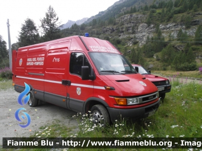 Iveco Daily III serie
Vigili del Fuoco
Corpo Permanente di Aosta
Nucleo NBCR
VF 21509
Parole chiave: Iveco Daily_IIIserie VF21509