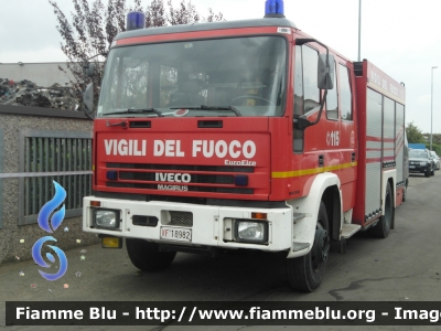 Iveco EuroFire 150E27 I serie
Vigili del Fuoco
Comando Provinciale di Pavia
Distaccamento Permanente di Vigevano (PV)
AutoPompaSerbatoio allestimento Iveco-Magirus
VF 18982

*Incendio ditta smaltimento rifiuti Eredi Bertè Mortara 2017*
Parole chiave: Iveco EuroFire_150E27_ VF18982