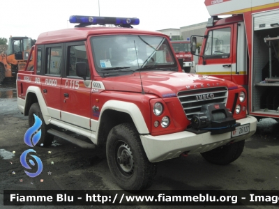 Iveco Massif
Vigili del Fuoco
Comando Provinciale di Pavia
Distaccamento Permanente di Vigevano (PV)
Fuoristrada allestimento Iveco-Magirus
Automezzo acquistato dalla Regione Lombardia
VF 26127

*Incendio ditta smaltimento rifiuti Eredi Bertè Mortara 2017*
Parole chiave: Iveco Massif VF26127