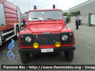 Land Rover Defender 130
Vigili del Fuoco
Comando Provinciale di Pavia
Distaccamento Volontario di Varzi (PV)
VF 19345

*Incendio ditta smaltimento rifiuti Eredi Bertè Mortara 2017*
Parole chiave: Land Rover Defender_130 VF19345