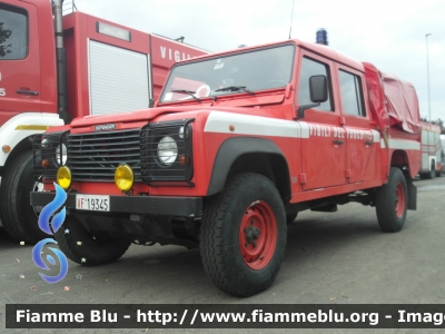 Land Rover Defender 130
Vigili del Fuoco
Comando Provinciale di Pavia
Distaccamento Volontario di Varzi (PV)
VF 19345

*Incendio ditta smaltimento rifiuti Eredi Bertè Mortara 2017*
Parole chiave: Land Rover Defender_130 VF19345