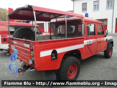 Land Rover Defender 130
Vigili del Fuoco 
Comando Provinciale Pavia
Distaccamento Permanente di Vigevano
VF 18373
Parole chiave: Land_Rover Defender_130 VF18373