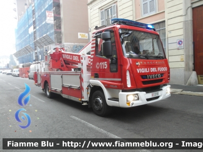 Iveco EuroCargo 110EL22 III serie
Vigili del Fuoco 
Comando Provinciale di Milano
Distaccamento Cittadino di Via Darwin
Piattaforma aerea ribassata 
da 30 metri di sviluppo massimo
Allestimento Multitel-Pagliero
VF 27183

Parole chiave: Iveco EuroCargo_110EL22 IIIserie_VF27183