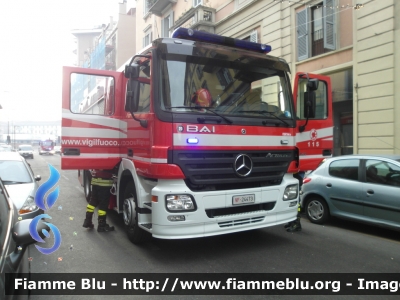 Mercedes-Benz Actros 1841 II serie
Vigili del Fuoco 
Comando Provinciale di Milano
Distaccamento Cittadino di Via Darwin
AutoPompaSerbatoio allestimento BAI
Ricondizionata Fortini
VF 24473
Parole chiave: Mercedes Benz Actros_1841_IIserie_VF24473