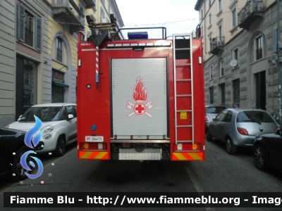 Mercedes-Benz Actros 1841 II serie
Vigili del Fuoco 
Comando Provinciale di Milano
Distaccamento Cittadino di Via Darwin
AutoPompaSerbatoio allestimento BAI
Ricondizionata Fortini
VF 24473
Parole chiave: Mercedes Benz Actros_1841_IIserie_VF24473