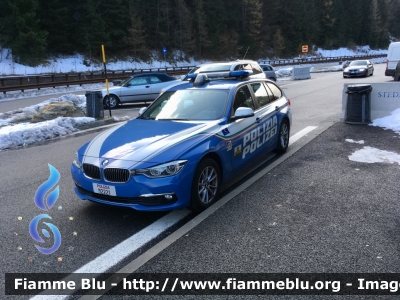 Bmw 330 Touring F31 restyle
Polizia di Stato
Polizia Stradale in servizio sulla A22 "Modena-Brennero"
Allestimento Focaccia
Decorazione Grafica Artlantis
POLIZIA M2221
Parole chiave: Bmw 330_Touring_F31_restyle POLIZIAM2221