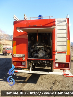 Mercedes-Benz 1836 4x4
Vigili del Fuoco
Unione Distrettuale Merano - Bezirksverband Meran
Corpo Volontario di Tirolo - Tirol (BZ)
AutoPompaSeratoio TLF 3000 allestimento Rosenbauer
VF 0EH BZ
Parole chiave: Mercedes-Benz 1836_4x4 VF0EHBZ