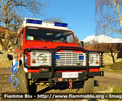 Land Rover Defender 110
Vigili del Fuoco
Unione Distrettuale Merano - Bezirksverband Meran
Corpo Volontario di Tirolo - Tirol (BZ)
VF 20H BZ
Parole chiave: Land-Rover Defender_110 VF20HBZ