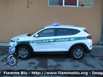 Hyundai Tucson II serie
Polizia Locale
Unione dei Comuni Casalbuttano ed Uniti (CR)
Allestimento Bertazzoni
POLIZIA LOCALE YA 588 AN
Parole chiave: Hyundai Tucson_IIserie POLIZIALOCALEYA588AN