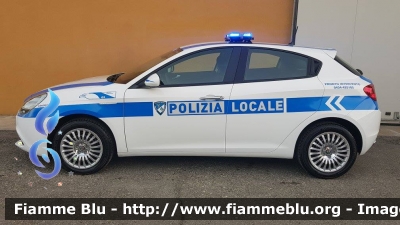 Alfa Romeo Nuova Giulietta Restyle
Polizia Locale
Comune di Prata (PN)
Allestimento Bertazzoni Veicoli Speciali
POLIZIA LOCALE YA 186 AF
Parole chiave: Alfa_Romeo Nuova_Giulietta_Restyle POLIZIALOCALEYA186AF