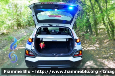 Hyundai Kona
Polizia Locale 
Comune di Riva Ligure (IM) 
Allestimento Bertazzoni

Parole chiave: Hyundai Kona