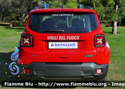 Jeep Renegade restyle
Vigili del Fuoco
Veicoli acquisiti dalla Direzione Regionale Lombardia
Allestimento Bertazzoni
Parole chiave: Jeep Renegade_restyle