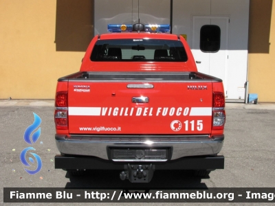 Toyota Hilux IV serie
Vigili del Fuoco
Allestimento Bertazzoni
Parole chiave: Toyota Hilux_IVserie