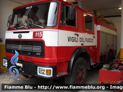 Iveco Om 160
Vigili del Fuoco
Comando Provinciale di Belluno
Distaccamento Volontario di Selva di Cadore (BL) AutoPompaSerbatoio allestimento Baribbi
VF 12340
Parole chiave: Iveco Om 160 VF12340