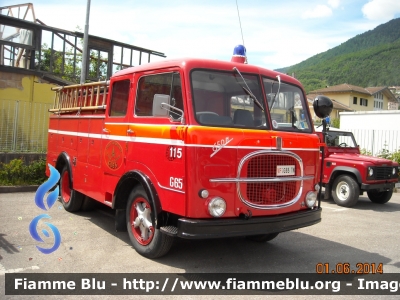 Fiat 650N
Vigili del Fuoco
Unione distrettuale di Cles (TN)
Automezzo storico anno 1963
VF G65 TN
Parole chiave: Fiat 650N VFG65TN