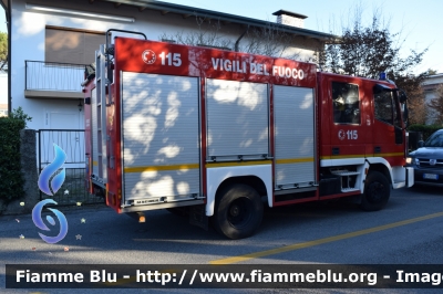 Iveco CityEuroFire 100E21 I serie
Vigili del Fuoco
Comando Provinciale di Venezia
Distaccamento Volontario di Mirano (VE)
AutoPompaSerbatoio allestimento Iveco-Magirus
VF 19974
Parole chiave: Iveco CityEuroFire 100E21_Iserie