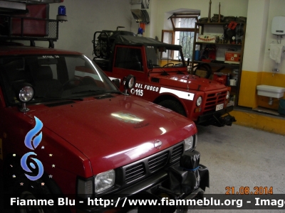 Nissan Pick-Up
Vigili del Fuoco
Comando Provinciale di Belluno
Distaccamento Volontario di Selva di Cadore (BL)
utilizzato come carro luce 
veicolo con targa civile 
Parole chiave: Nissan Pick-Up