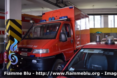 Scam SM50 4x4
Vigili del Fuoco
Comando Provinciale di Belluno
Nucleo Speleo Alpino Fluviale
Riserva per i nuclei della regione
VF 22026
Parole chiave: Scam SM50_4x4 VF22026