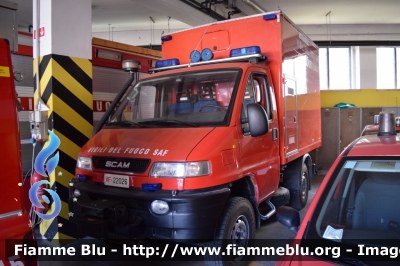 Scam SM50 4x4
Vigili del Fuoco
Comando Provinciale di Belluno
Nucleo Speleo Alpino Fluviale
Riserva per i nuclei della regione
VF 22026
Parole chiave: Scam SM50_4x4 VF22026