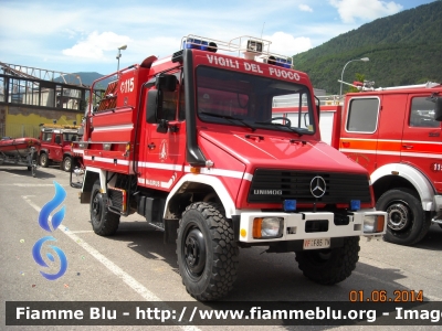 Mercedes Benz Unimog U100
Vigili del Fuoco
Unione Distrettuale di Cles (TN)
Corpo Volontario di Cles
Allestimento Iveco Magirus
VF F85 TN
Parole chiave: Mercedes-Benz Unimog_U100 VFF85TN