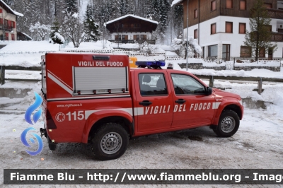 Isuzu D-Max I serie
Vigili del Fuoco
Comando Provinciale di Belluno
Distaccamento Volontario di Zoldo Alto (BL)
-Dotata di modulo scarrabile-
VF 26255
Parole chiave: Isuzu D-max_Iserie VF26255