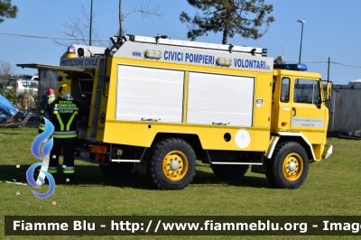 Iveco ACL 75
Protezione Civile Cavallino Treporti 
Civici Pompieri Volontari
Parole chiave: Iveco ACL_75