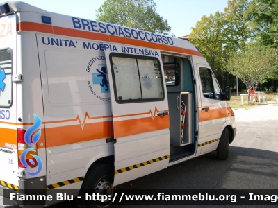 Mercedes-Benz Sprinter II serie
BRESCIASOCCORSO
Parole chiave: Mercedes-Benz Sprinter_IIserie Ambulanza