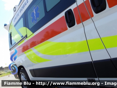 Nuova ambulanza California
Nuova ambulanza serie "America" modello "California" - esterni
Parole chiave: ambulanza ambulanzeambulanza ambulanze