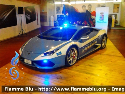 Lamborghini Huracàn LP 610-4
Polizia di Stato
Polizia Stradale 
POLIZIA H8862
Parole chiave: Lamborghini Huracàn_LP_610-4 POLIZIAH8862