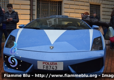 Lamborghini Gallardo
Polizia di Stato
Polizia Stradale
Polizia F8743
Parole chiave: Lamborghini Gallardo_IIserie PoliziaF8743