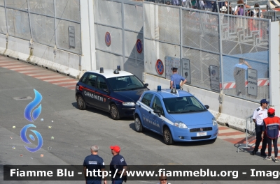 Fiat Grande Punto
Polizia di Stato
POLIZIA H2049
Parole chiave: Fiat Grande_Punto POLIZIAH2049