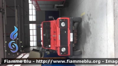 Land Rover Defender 130
Vigili del Fuoco
Comando Provinciale di Belluno
Distaccamento Permanente di Feltre (BL)
VF 18736
Parole chiave: Land-Rover Defender_130 VF18736