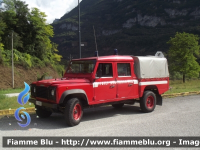 Land Rover Defender 130
Vigili del Fuoco
Comando Provinciale di Belluno
Distaccamento Volontario di Longarone (BL)
VF 19907
Parole chiave: Land-Rover Defender 130 VF19907