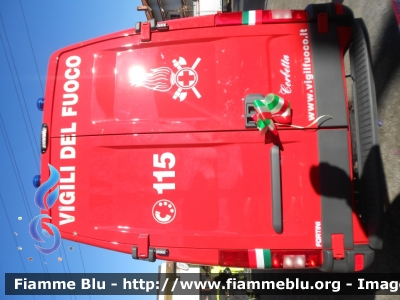 Iveco Daily III serie
Vigili del Fuoco
Comando Provinciale di Milano
Distaccamento Volontario di Corbetta (MI)
Polissoccorso e carro ventilazione allestito Fortini
in attesa di targhe (fotografato durante l' inaugurazione)
Parole chiave: Iveco Daily_IIIserie