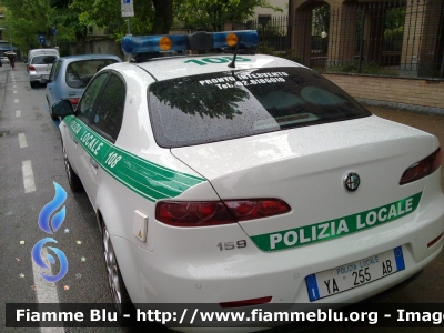 Alfa Romeo 159
Polizia Locale
Cinisello Balsamo (MI)
Allestimento Focaccia Group
POLIZIA LOCALE YA 255 AB
Parole chiave: Alfa-Romeo 159 PoliziaLocaleYA255AB