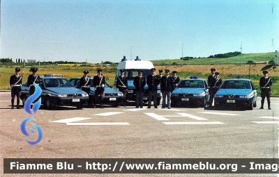 Alfa Romeo 155 I serie
Polizia Stradale
in servizio sulla SAT
A12 - Livorno - Rosignano
Parole chiave: Alfa-Romeo 155_Iserie