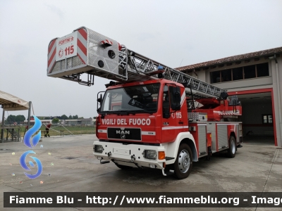 Man L2000 14.260
Vigili del Fuoco
Comando Provinciale di Brescia
Distaccamento Volontario di Verolanuova
Allestimento Magirus
Ricondizionato Fortini
Parole chiave: Man L2000_14.260