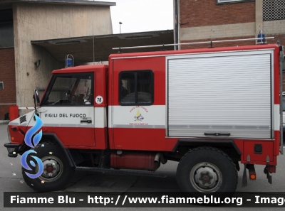 Iveco VM90
Vigili del Fuoco
Comando Provinciale di Piacenza
Nucleo Cinofili
Parole chiave: Iveco VM90