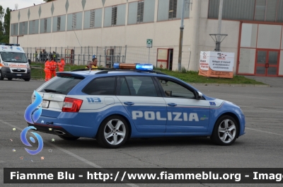 Skoda Octavia RS Wagon IV serie
Polizia di Stato
Polizia Stradale
Autostrada A21 Brescia - Piacenza
Allestimento Bertazzoni Veicoli Speciali
Decorazione Grafica Artlantis
POLIZIA M0404
 - Simulazione R.E.A.S 2016 - 
Parole chiave: Skoda Octavia_RS_Wagon_IVserie Reas_2016 POLIZIAM0404