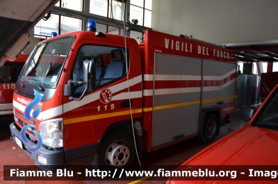 Mitsubishi Canter II serie
Vigili del Fuoco
Comando provinciale di Como
Allestimento Bai
VF25218
Parole chiave: Mitsubishi Canter II_serie Vigili_del_Fuoco